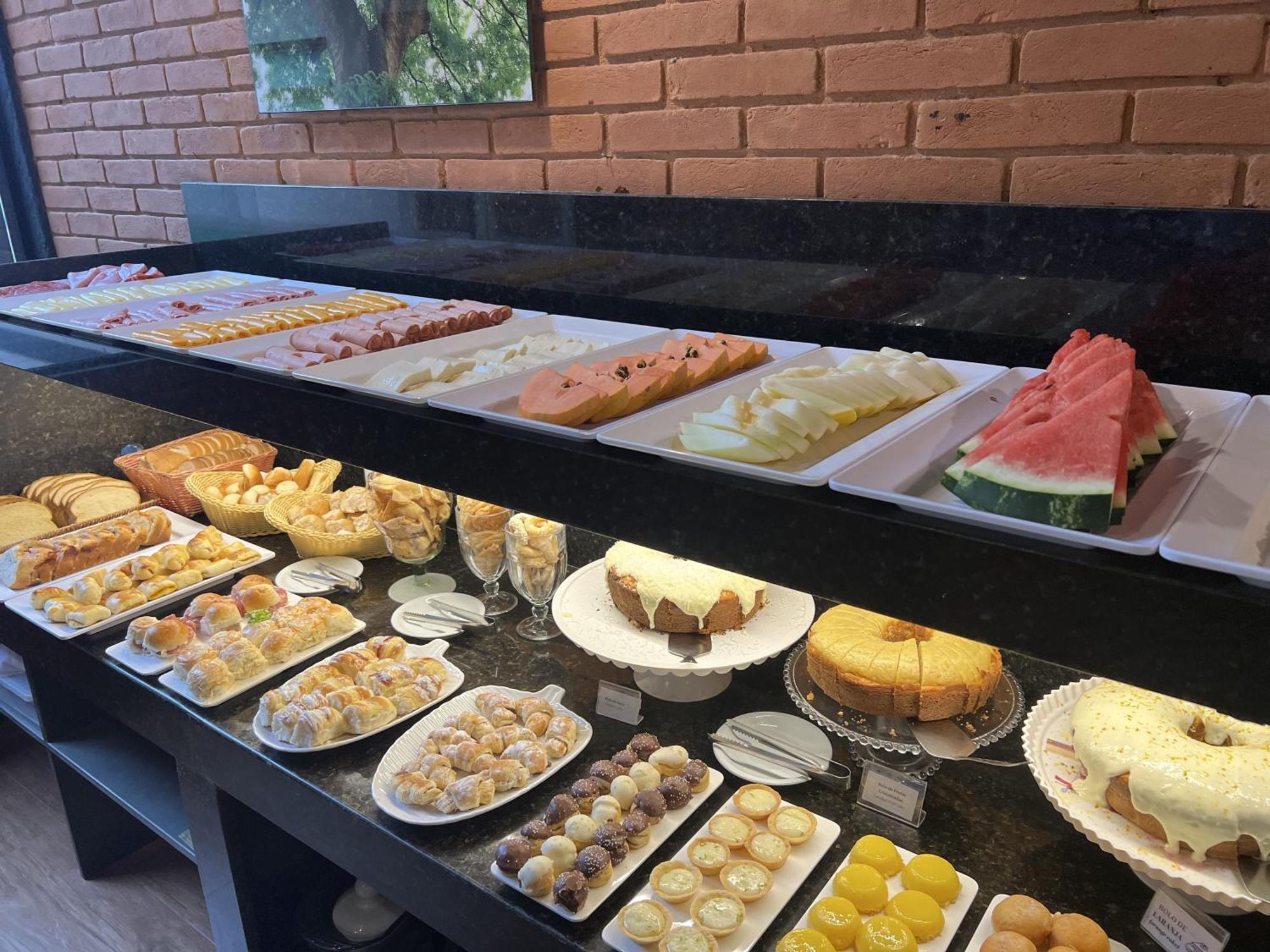 Hotel Aromas De Penedo เปเนโด ภายนอก รูปภาพ
