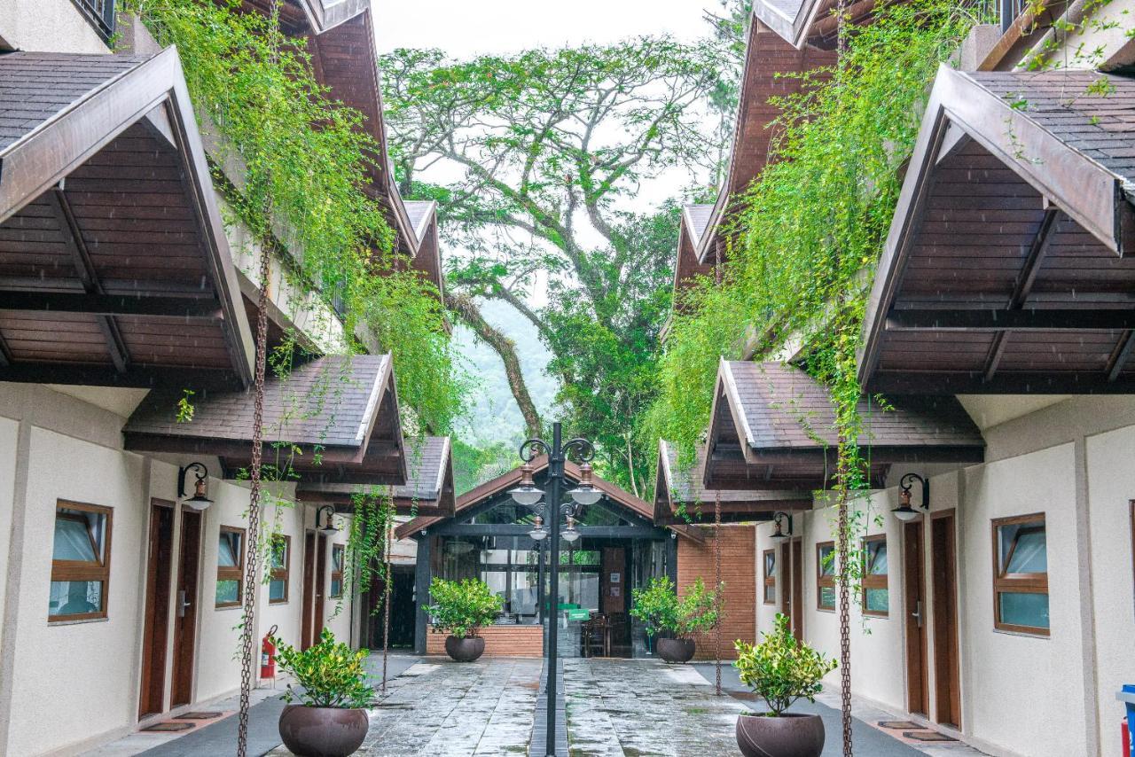 Hotel Aromas De Penedo เปเนโด ภายนอก รูปภาพ